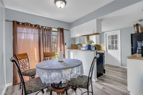 8823 Rutherford Lane Houston TX 77088
