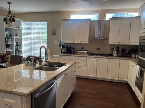 3 Candle Pine Place The Woodlands TX 77381