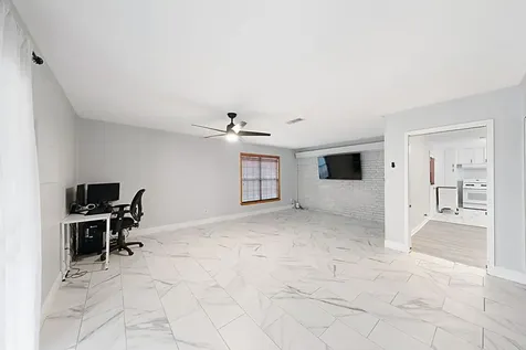 614 Gilpin Street Houston TX 77034