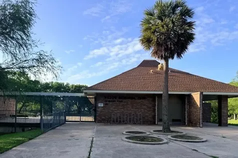 614 Gilpin Street Houston TX 77034