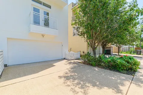 2364 Arlington Street Houston TX 77008
