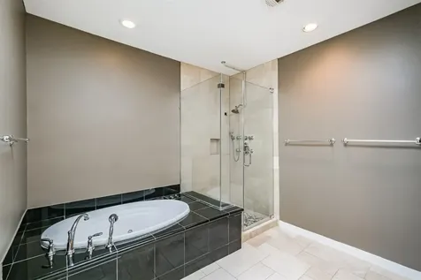 2364 Arlington Street Houston TX 77008