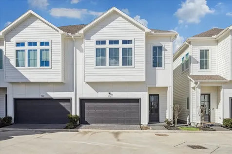 728 Carriage Knolls Drive Houston TX 77008