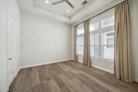 728 Carriage Knolls Drive Houston TX 77008