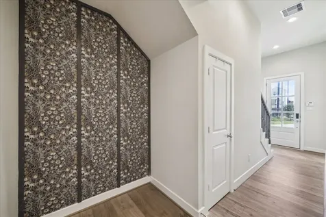 728 Carriage Knolls Drive Houston TX 77008