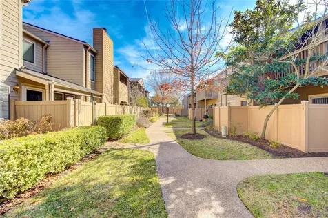 2379 Briarwest 61 Houston TX 77077