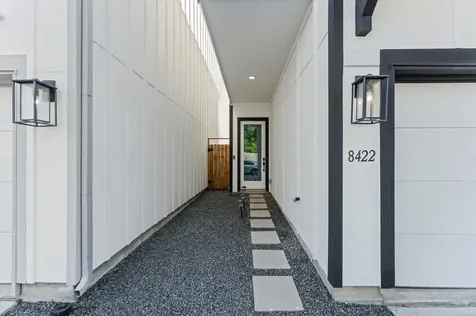 8422 Berry Green Lane Houston TX 77022
