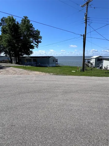 108 Javelina Street Onalaska TX 77360