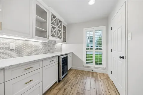 10602 Del Monte Drive Houston TX 77042