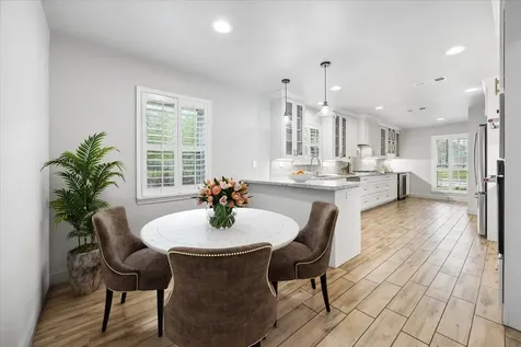 10602 Del Monte Drive Houston TX 77042