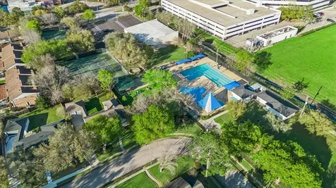 10602 Del Monte Drive Houston TX 77042