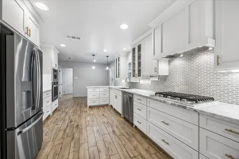10602 Del Monte Drive Houston TX 77042