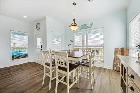 923 Tidelands Drive Crystal Beach TX 77650