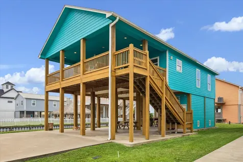 923 Tidelands Drive Crystal Beach TX 77650