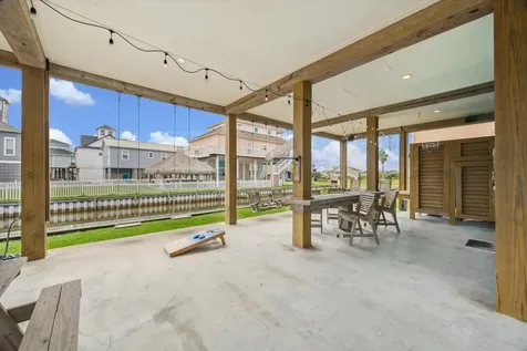 923 Tidelands Drive Crystal Beach TX 77650