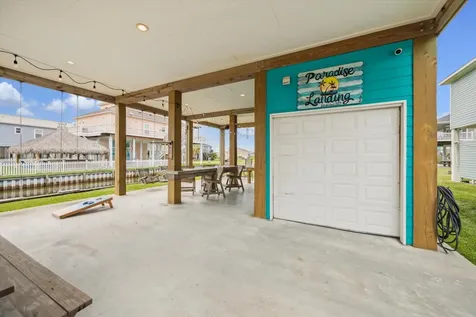 923 Tidelands Drive Crystal Beach TX 77650