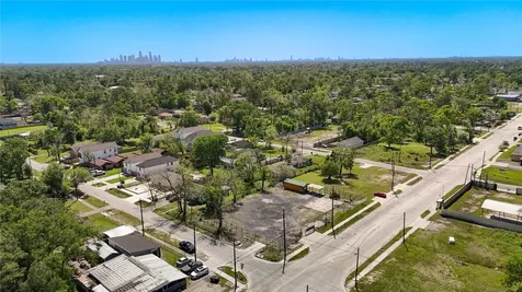 6012 Laura Koppe Road Houston TX 77016