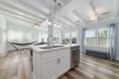 196 Barracuda Street Bayou Vista TX 77563