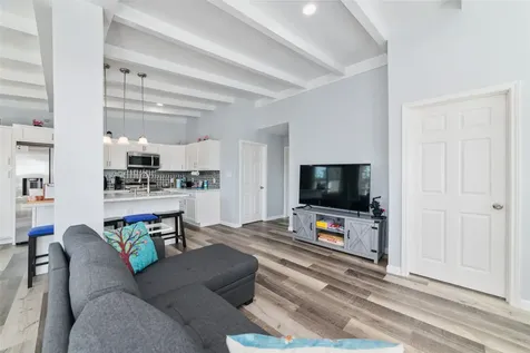196 Barracuda Street Bayou Vista TX 77563