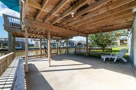196 Barracuda Street Bayou Vista TX 77563
