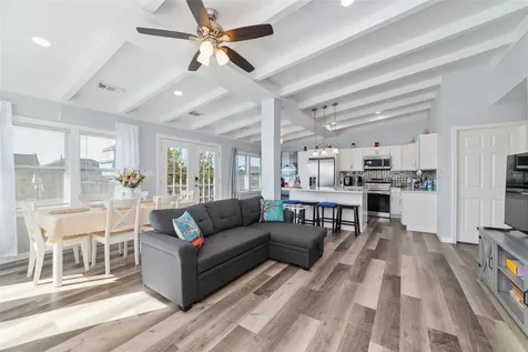 196 Barracuda Street Bayou Vista TX 77563