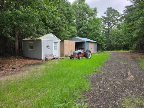 3088 County Road 2565 N Chester TX 75979