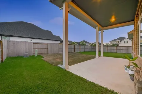 5202 Oakland Bluff Lane Richmond TX 77469