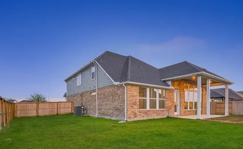 5202 Oakland Bluff Lane Richmond TX 77469