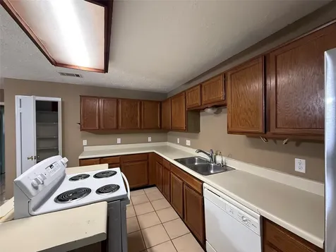 13218 Avonshire Drive Houston TX 77083