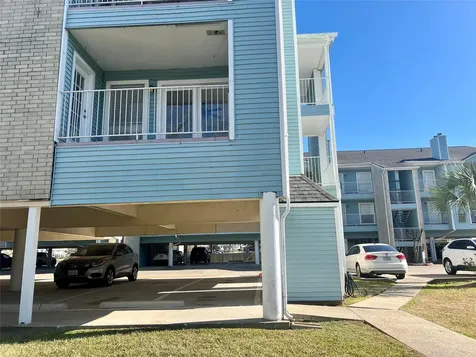18617 Egret Bay Boulevard 1001 Webster TX 77058