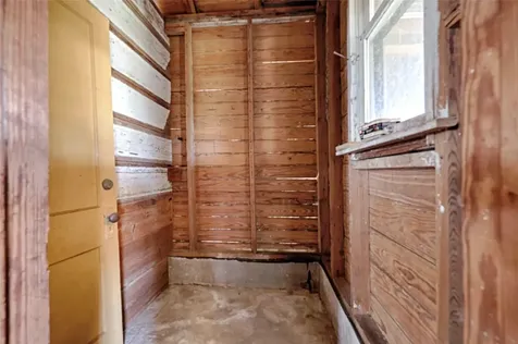820 W Fairwinds Street Hallettsville TX 77964
