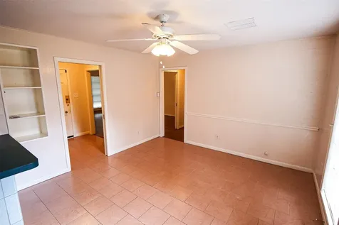 5235 Beechnut Street Houston TX 77096