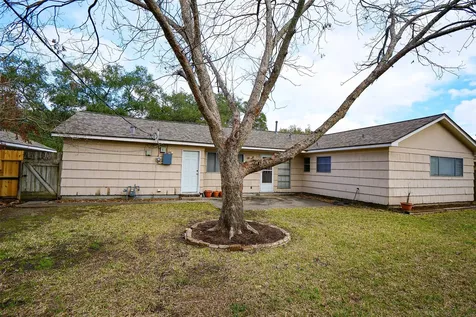 5235 Beechnut Street Houston TX 77096