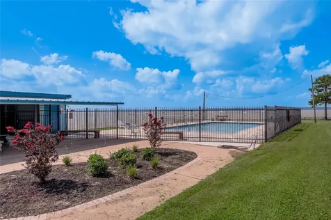 20 Coolcrest Drive Point Blank TX 77364