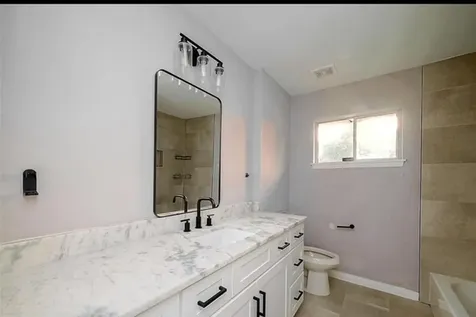 4800 Country Club View Baytown TX 77521