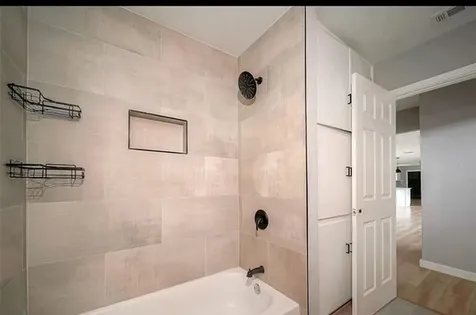 4800 Country Club View Baytown TX 77521