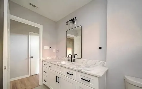 4800 Country Club View Baytown TX 77521