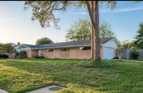 4800 Country Club View Baytown TX 77521