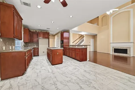 5907 Indian Hills Lane Sugar Land TX 77479