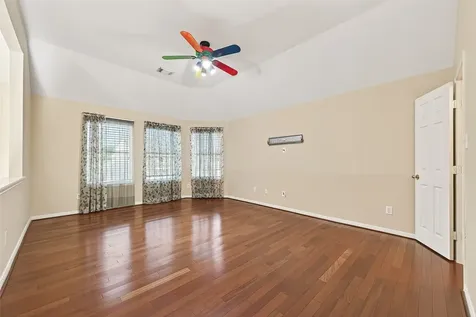 5907 Indian Hills Lane Sugar Land TX 77479
