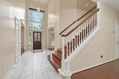 5907 Indian Hills Lane Sugar Land TX 77479