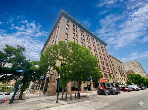915 Franklin Street 2i Houston TX 77002