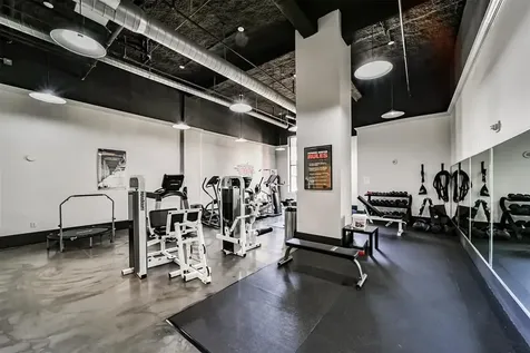 915 Franklin Street 2i Houston TX 77002