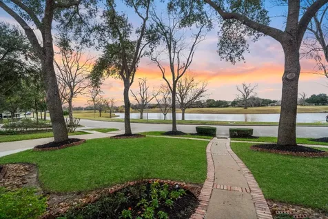 7322 Greatwood Lake Drive Sugar Land TX 77479