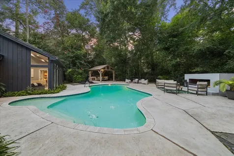 2411 Oakbank Drive Kingwood TX 77339