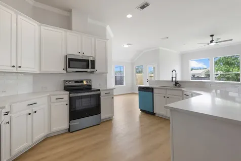 5735 Brookhollow Pine Trail Houston TX 77084