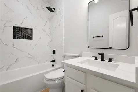 5735 Brookhollow Pine Trail Houston TX 77084