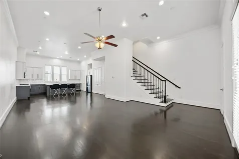 1104 Thompson Street Houston TX 77007