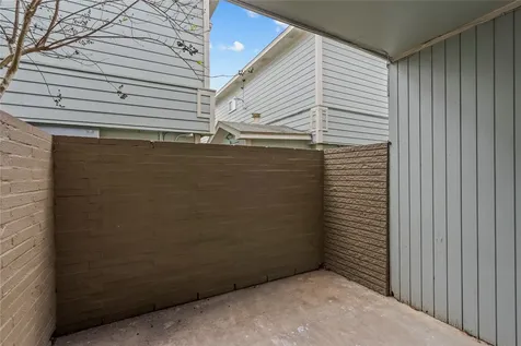 102 Strand Street 19 Galveston TX 77550