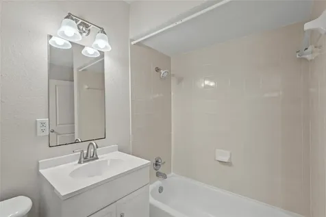 102 Strand Street 19 Galveston TX 77550